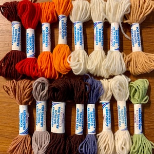 16 x SEMCO GOBELIN WOOL For Tapestry and Crewel Embroidery, Full and Part Skeins, Assorted Colours. Pure Wool, Needle and Canvas Work