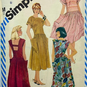 Simplicity 6296. Pullover Dresses Sewing Pattern, 4 Styles - Dropped Shoulders, Pleat Skirt, Patch Pockets. 2 Available Sizes 10 and 12