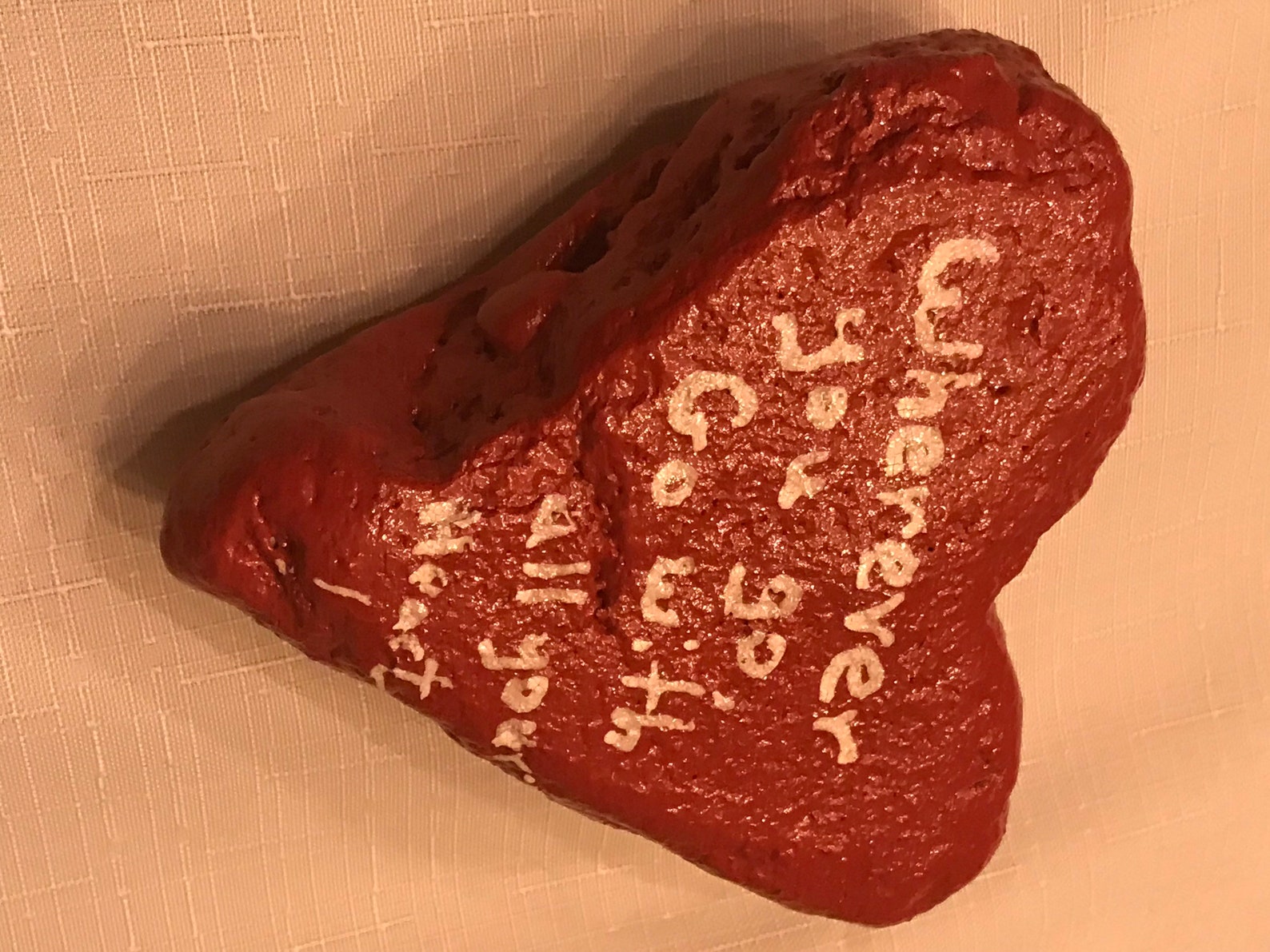 Herz aus Stein von Hand rot bemalt mit inspirierenden Zitat Etsy
