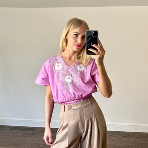 Vintage 90s Pink & White Embroidered Short Sleeve Summer Top