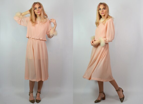 Vintage 1960s Pastel Pink & Ivory Marabou Midi Par