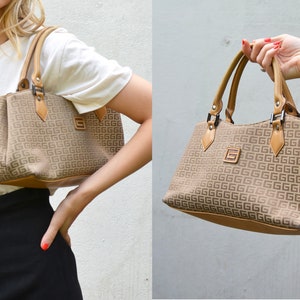 Vintage Y2K 90s Beige Brand Mono Pattern Mini Shouder Bag