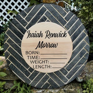 Custom Baby Name Round Sign – Engraved Birth Stats Nursery Decor – Personalized Newborn Keepsake – Boho Baby Gift – Wood Wall Art