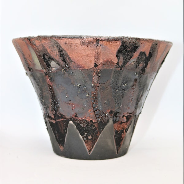 Large ceramic planter with raku glaze and blackened clay, rustic planter, primitive planter, unusual planter, plant pot, 7" wide, raku pot