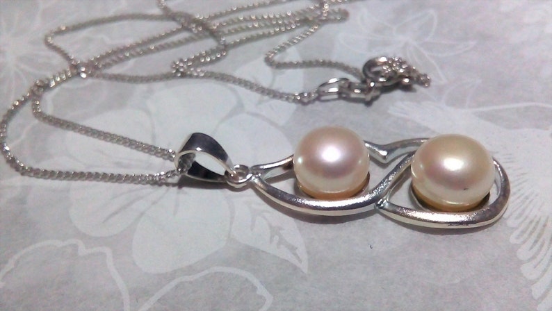scroll design pearl pendant freshwater pearls,6 grams of sterling silver gift boxed handmade gemstone pendant ladies pendant