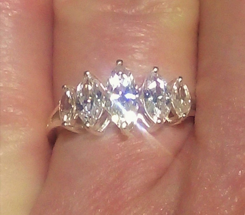 marquise cut stones solid sterling silver diamond ring 2.50 cts gift boxed. excellent clarity and sparkle lab createdsimulated,