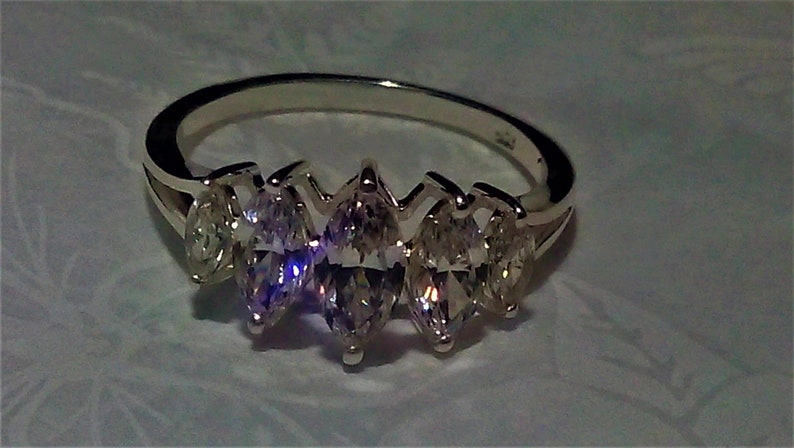 marquise cut stones solid sterling silver diamond ring 2.50 cts gift boxed. excellent clarity and sparkle lab createdsimulated,