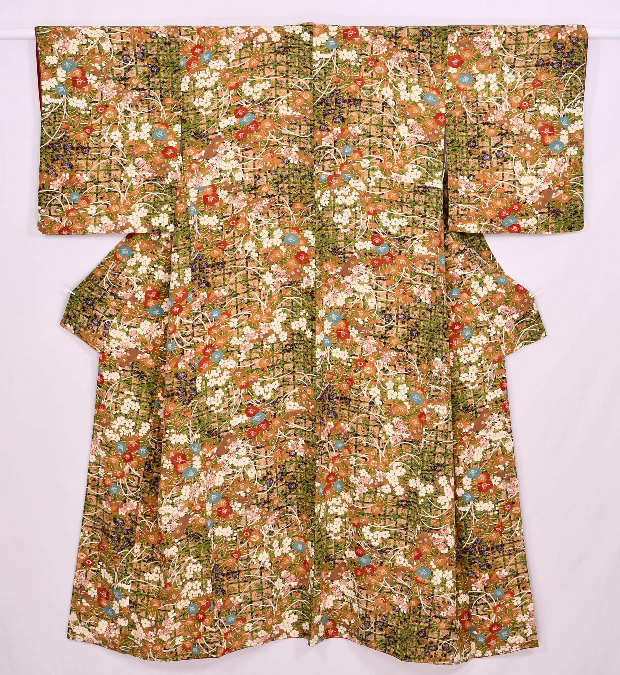 Image of Beautiful Quality Japanese Komon Kimono - Greeny Silk Gown Floral Motif Secondhand
