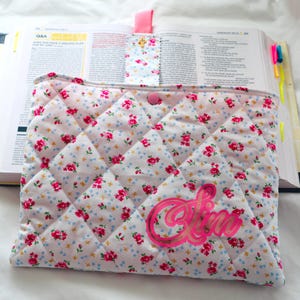 Handmade Quilted Floral Bible Cover: Personalized Christian Gift