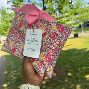 Handmade Fabric Book Sleeves -Floral Quilted Book Sleeves With Bow For Paperback, Kindle and Ipads- Pink Book Pouch Gift For Readers