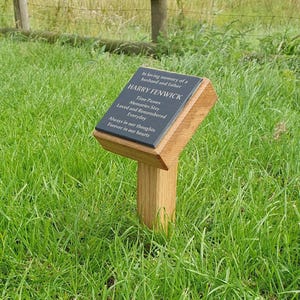 Personalised Slate and Solid Oak Memorial Post for Garden Tributes or Tree Planting Plaque