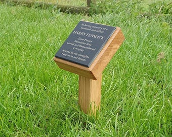 Wooden Memorial Post With Engraved Slate Front, Pets, Tree Plaques, Gardens, Natural Burials – Unlimited Proofs – Collaborative Design