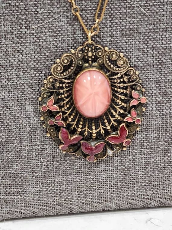 Antique Pink Star Stone Cabochon Necklace