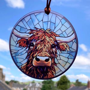 Highland Cow Stained glass style Acrylic decoration. Highland cattle gift, cow lover gift, for mum, present for sister
