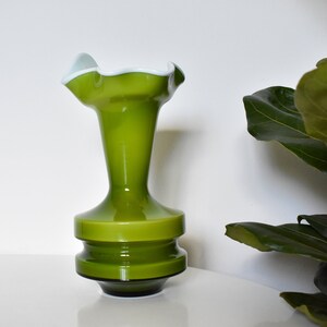 Mid Century Blown Glass Vase by Dragan Drobnjak made in Yugoslavia / Vintage Green Fazzoletto Glass Vase / Ribbed Glass Vase / 70s