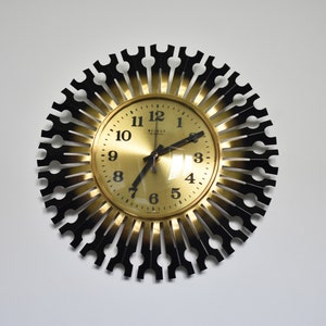 Midcentury Sunburst Wall Clock Made in West Germany / Weimar Quartz / Vintage Brass Wall Clock / 70s