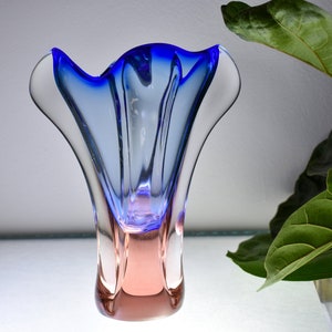 Josef Hospodka Chribska Glass Vase / Blue and Pink Crystal Glass Vase / Art Glass / Vintage Czech Glass / Sommerso Glass Vase / 60s