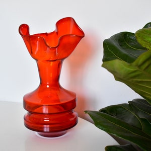 Mid Century Blown Glass Vase by Dragan Drobnjak made in Yugoslavia / Vintage Clear Red Fazzoletto Glass Vase / Ribbed Glass Vase / 70s