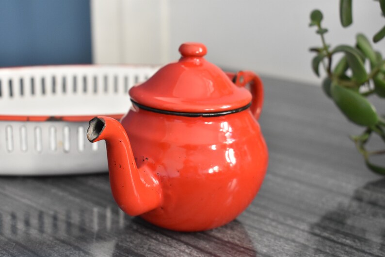 Vintage Enamel Teapot Made in Yugoslavia by Emo Celje / Small Etsy