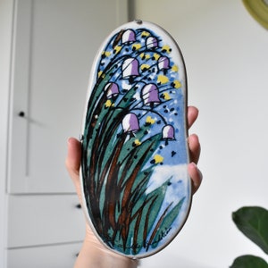 ARABIA Finland Flower Wall Plaque 9"x 4.25" Plate Hanger / Heljä Liukko-Sundström
