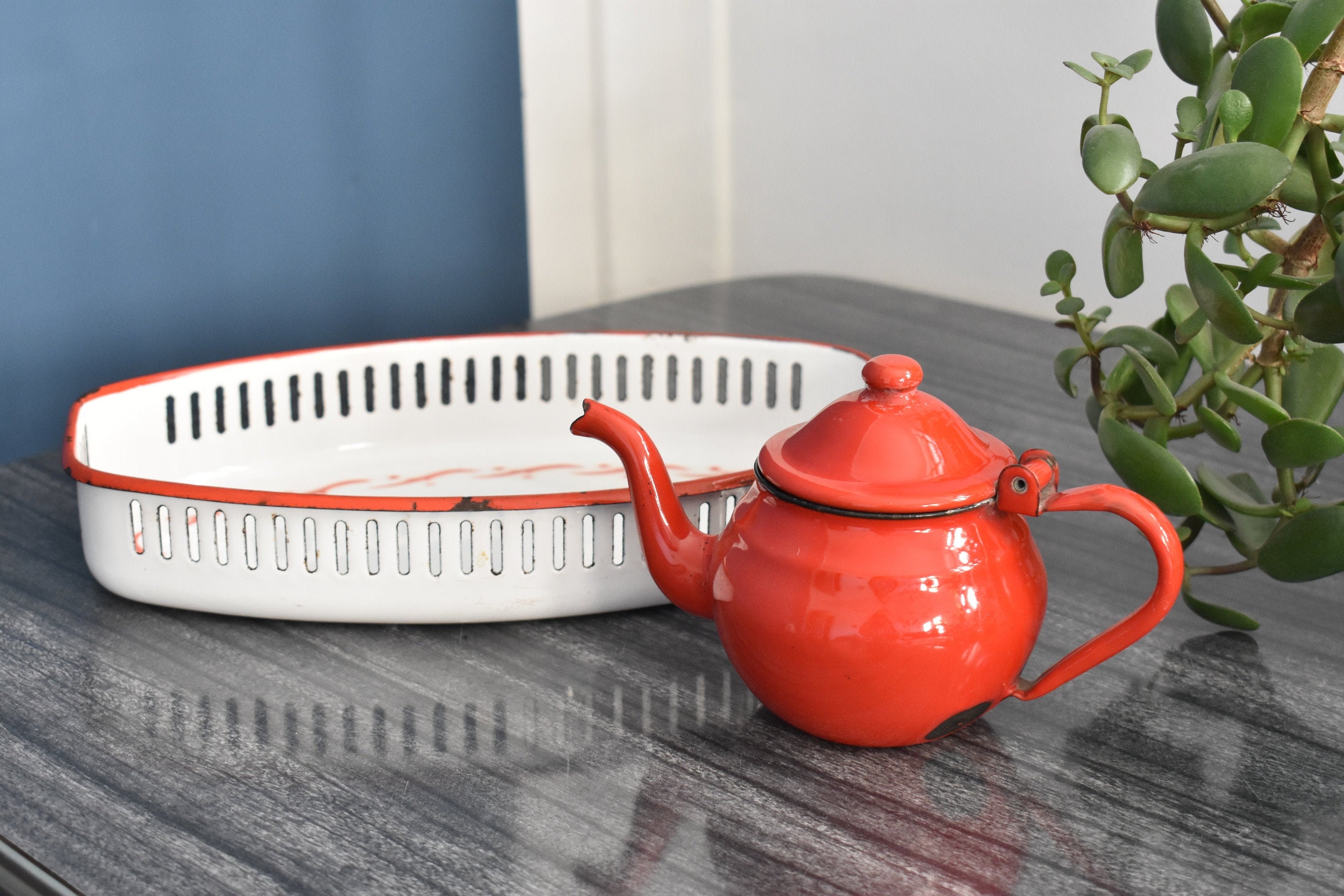 Vintage Enamel Teapot Made in Yugoslavia by Emo Celje / Small Etsy