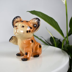 Vintage Porcelain Baby Leopard Figurine / Leopard Cub Porcelain Sculpture / USSR / Mid Century Ceramics