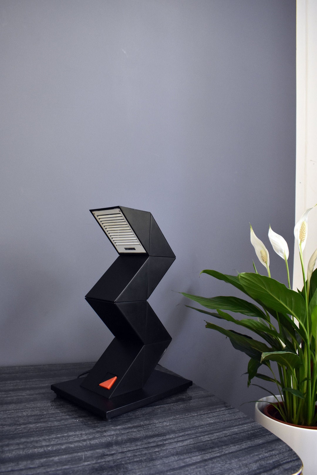 Vintage Zig Zag Desk Lamp: 1980s E-lite Chan Shui Design - Etsy