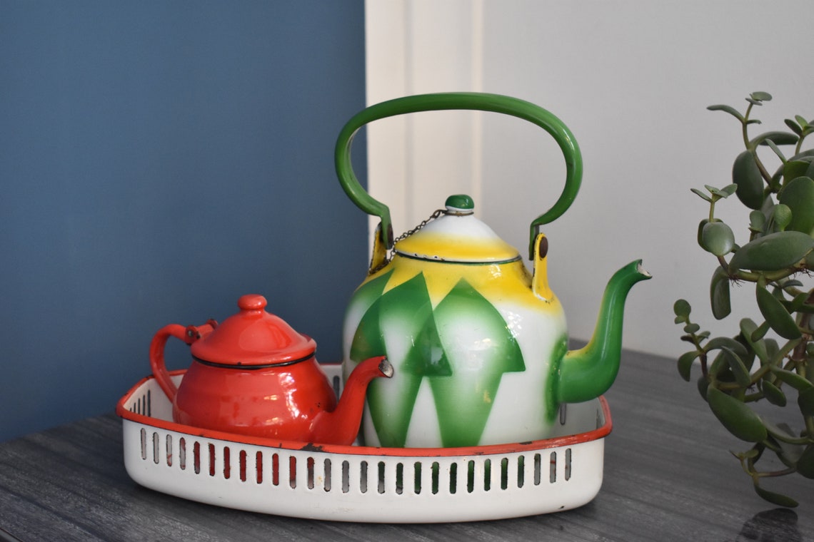Vintage Enamel Teapot Made in Yugoslavia by Emo Celje / Medium Etsy