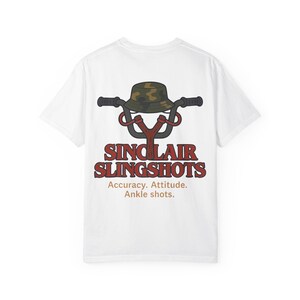 Sinclair Slingshots shirt jaren 80 stijl cartoon graphic T-shirt geïnspireerd door Hawkins Stranger parodie retro T-shirt