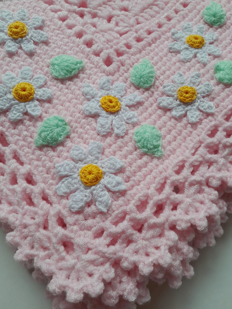 Crochet Baby Blanket Daisy Flowers Applique Etsy