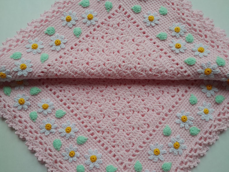 Crochet Baby Blanket Daisy Flowers Applique Etsy