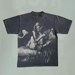 Judith Beheading Holofernes Artemisia Gentileschi Bleached T-Shirt: Faded Black Cotton, Vintage Style
