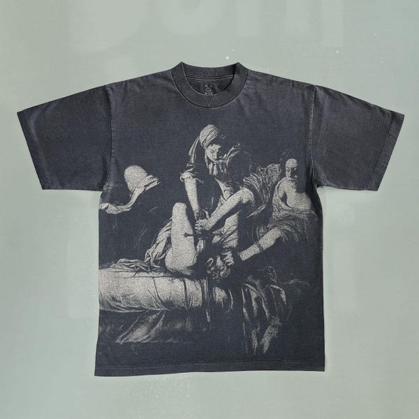 Judith Beheading Holofernes Artemisia Gentileschi Bleached T-Shirt: Faded Black Cotton, Vintage Style