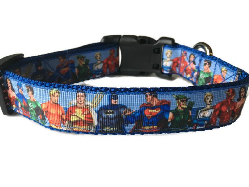 Justice League 1 Medium Dog Collar
