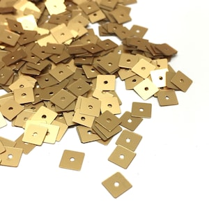PAILLETTES IN PET RICICLATO AL 20% / 5 mm quadrati / 5 grammi / 900+ paillettes