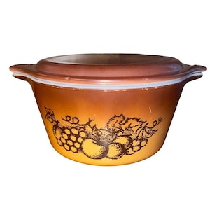 Vintage Pyrex Old Orchard 473 1qt Casserole Serving Dish with Lid