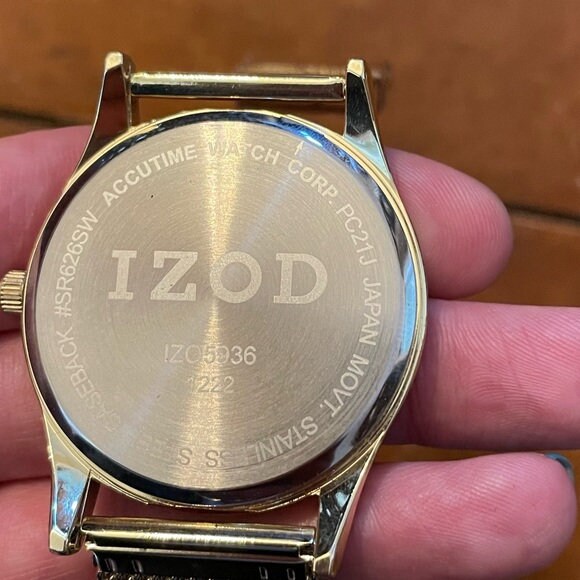 Izod eenvoudig afleesbaar analoog gouden mesh armbandhorloge Etsy Nederland
