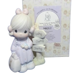 Precious Moments “Loving, Caring & Sharing Along the Way” 1993 Membership Figure
