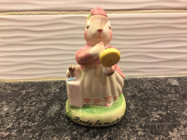 Precious Moments Avon Easter Bunny Porcelain Figure Exclusive 4 image 6