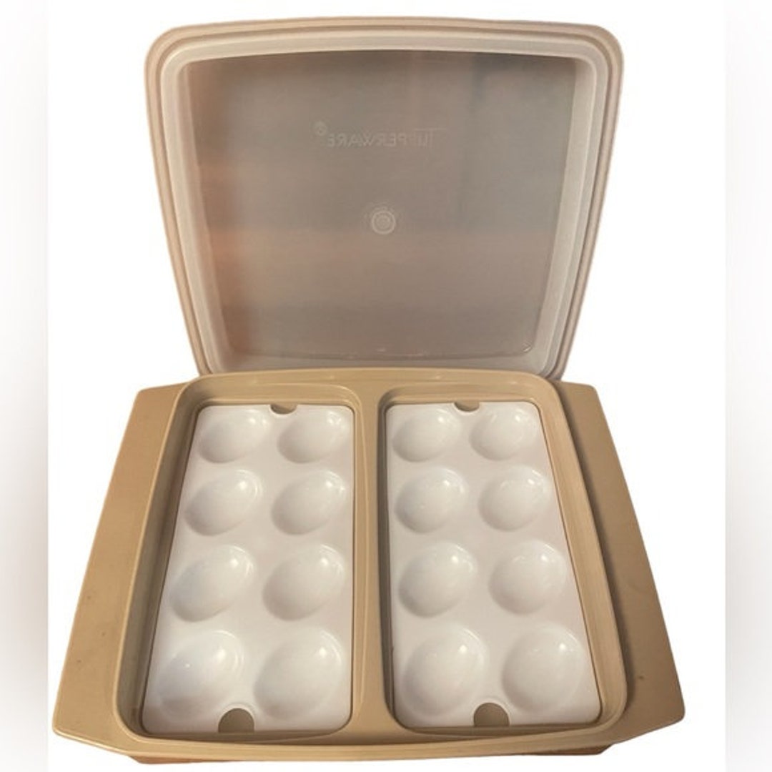 Vintage Tupperware Deviled Egg Tray Plastic Egg Keeper With Lid Etsy