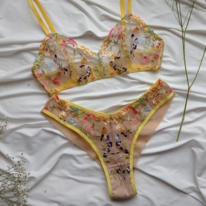 Fleur de lingerie, lingerie brodée, ensemble de lingerie florale, haut de soutien-gorge brodé culotte florale, lingerie en résille florale, ensemble de sous-vêtements mignons