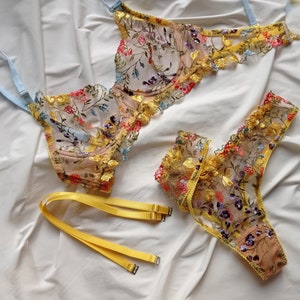 Full Lingerie Sets Elegant Underwear Bra and Panty Set Transparent