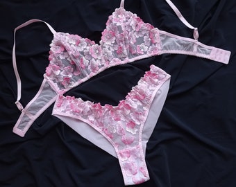 Floral Pink Lingerie Set, Romantic Bridal Lace, Plus Size Honeymoon Wear