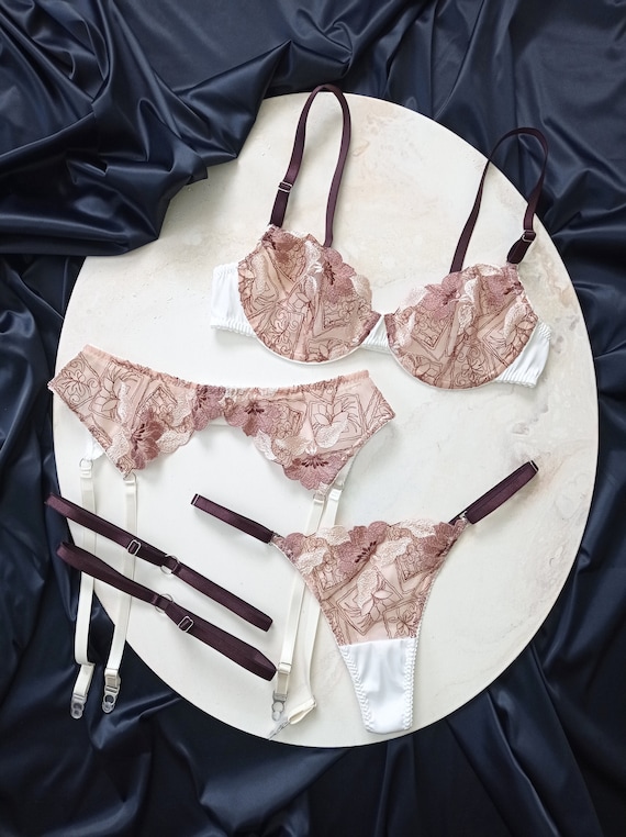 Full Lingerie Sets Elegant Underwear Bra and Panty Set Transparent