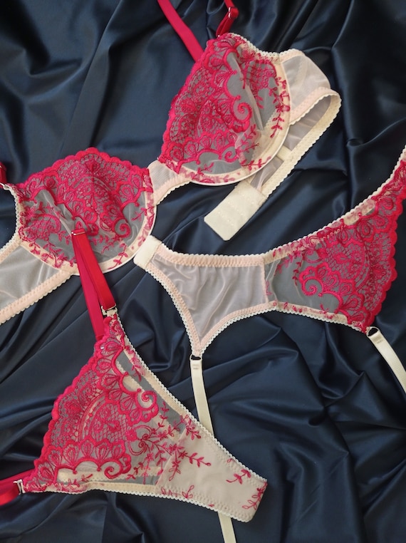 Red Lingerie Set Made of Transparent Floral Lace Boudoir Lingerie Full  Linge See Through Lingerie Garter Belt Sheer Thong,lace Bra and Panty -   Norway