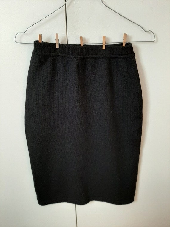 Iceberg skirt, knit pencil skirt, black wool skir… - image 2