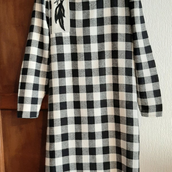 Robe à carreaux vintage, robe à carreaux noirs, robe noire et blanche, robe vintage des années 90.