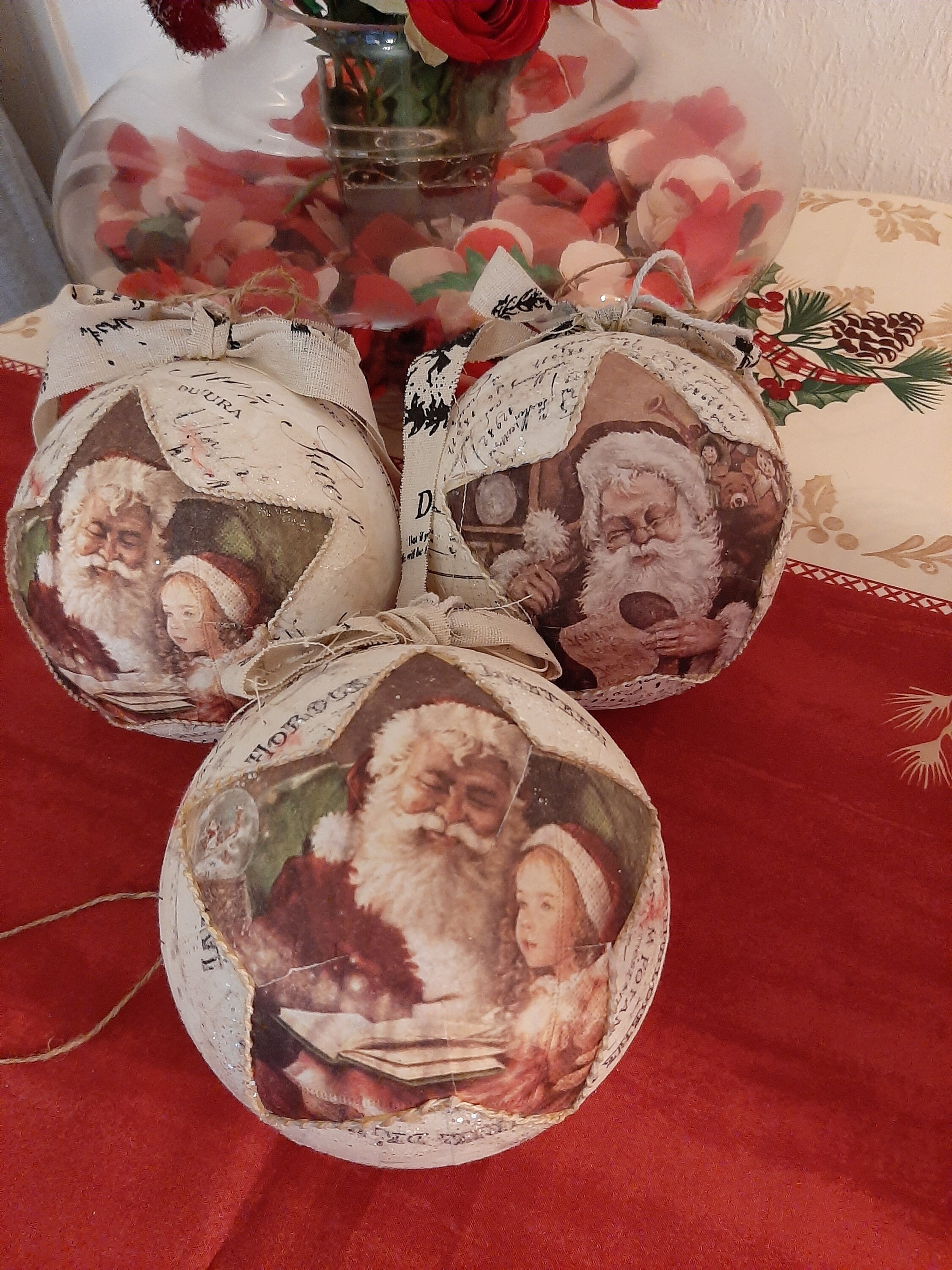 Boule de Noël Vintage, Maxi Boule Grosse Déco Diamètre 15 Centimètres.
