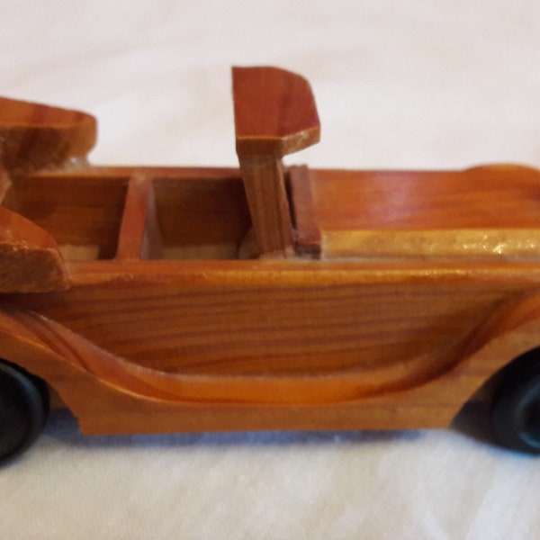 Miniature en bois, voiture miniature en bois, collection voiture miniature, modèle réduit de voiture des années 1900, jouet en bois vintage.