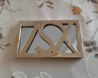 Yves Saint Laurent miroir de poche doré, logo YSL, vintage.